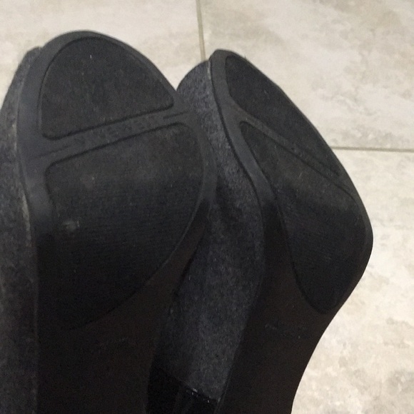 Nine West two-tone heels - Picture 4 of 5